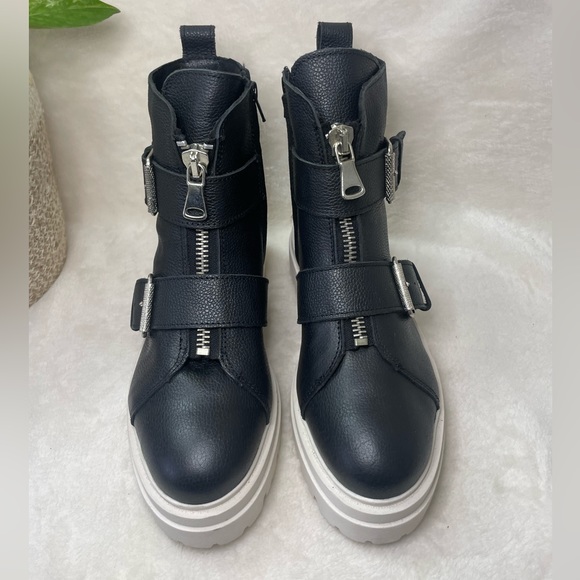 DOLCE VITA Avari Buckled Engineer Lug‎ Sole Booties 8.5M, F 646 - Picture 11 of 15